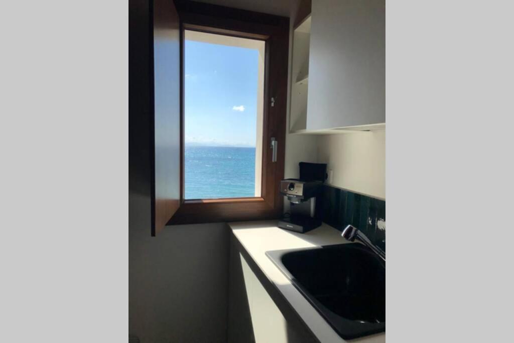 Lavatoioflats Casa Sul Mare E Sul Lavatoio Medievale A 切法卢 外观 照片