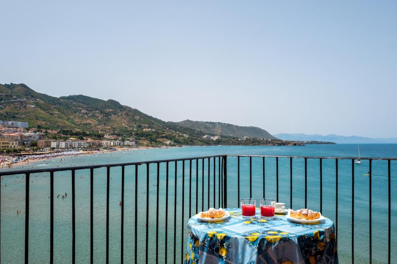 Lavatoioflats Casa Sul Mare E Sul Lavatoio Medievale A 切法卢 外观 照片